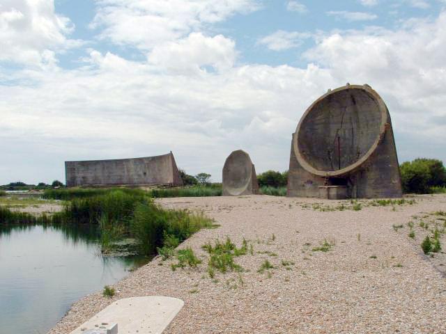 denge_acoustic_mirrors_-march20051.jpeg